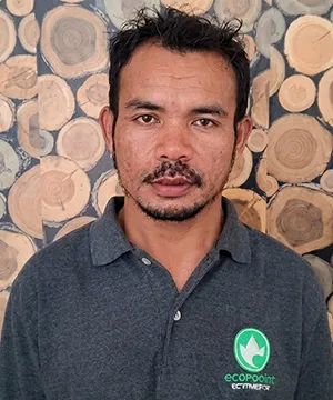 Erwin teknisi pest control
